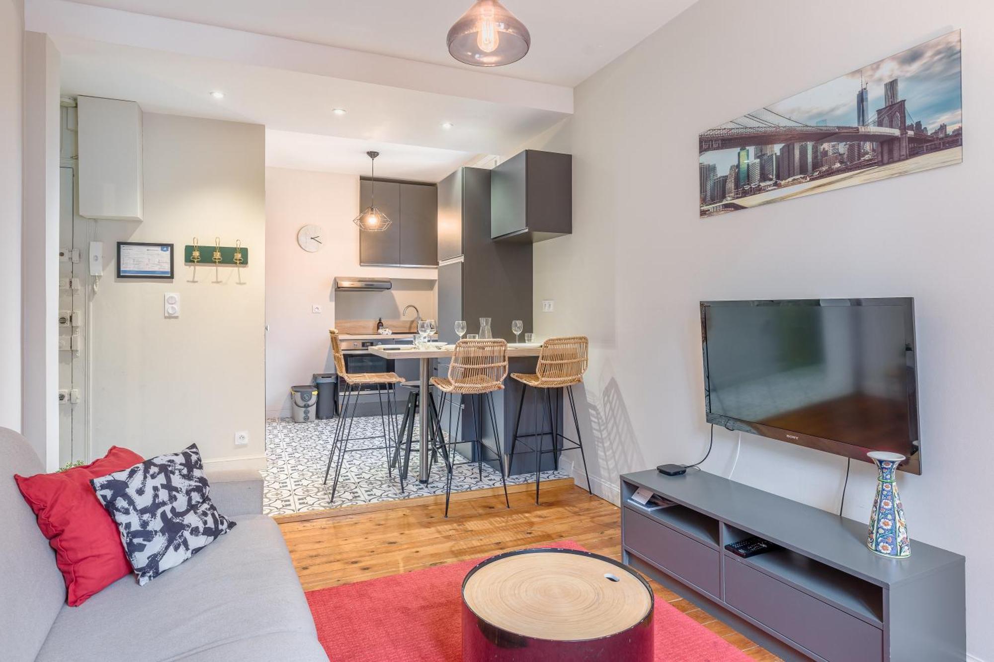 Le Petit Bacchus - Au Coeur De Nantes Apartment Exterior photo
